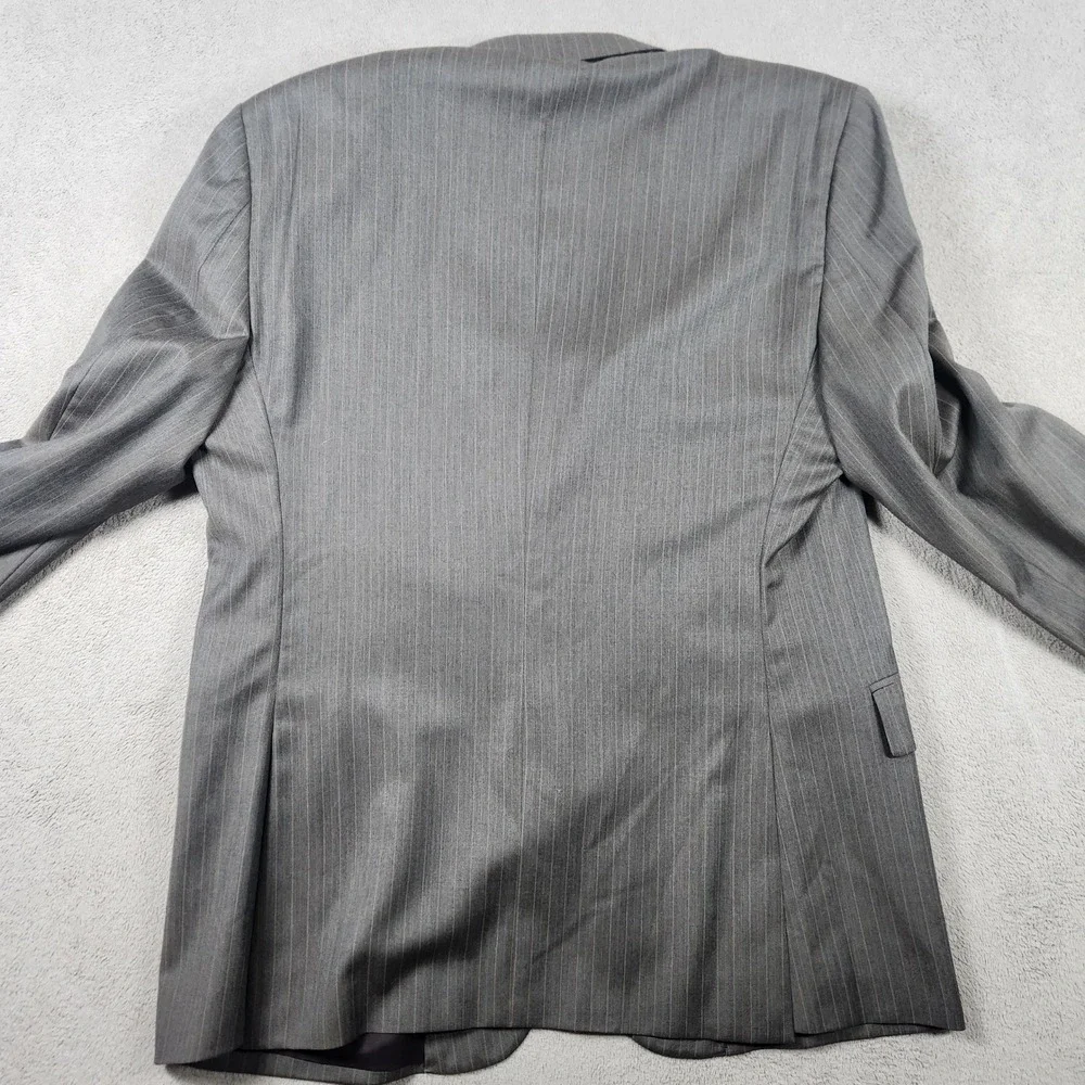 Jos. A. Bank Traveler Wool Blazer Mens 46L Grey Pinstripe Sport Coat Two Button